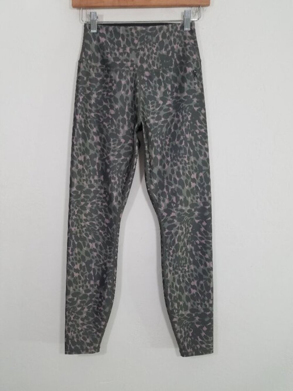 Good American Leopard Print Legging Green Size 1
